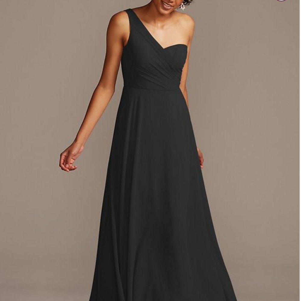 David's Bridal F20062 Black One-Shoulder Full Skirt Dress Size 2